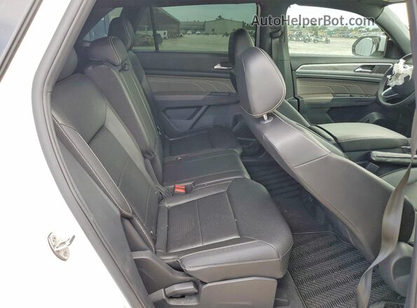 1V2HE2CA6PC223039 2023 VOLKSWAGEN ATLAS White Widok wnętrza z tyłu