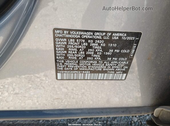1V2HE2CA9RC216489 2024 VOLKSWAGEN ATLAS Silver Widok komory silnika