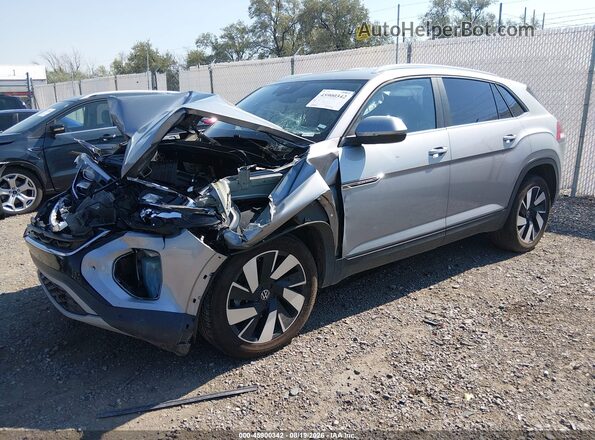 1V2HE2CA9RC216489 2024 VOLKSWAGEN ATLAS Silver Przód lewy