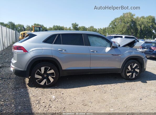 1V2HE2CA9RC216489 2024 VOLKSWAGEN ATLAS Silver Widok wnętrza z tyłu