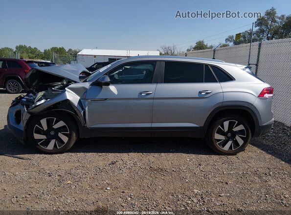 1V2HE2CA9RC216489 2024 VOLKSWAGEN ATLAS Silver Widok wnętrza 360 stopni