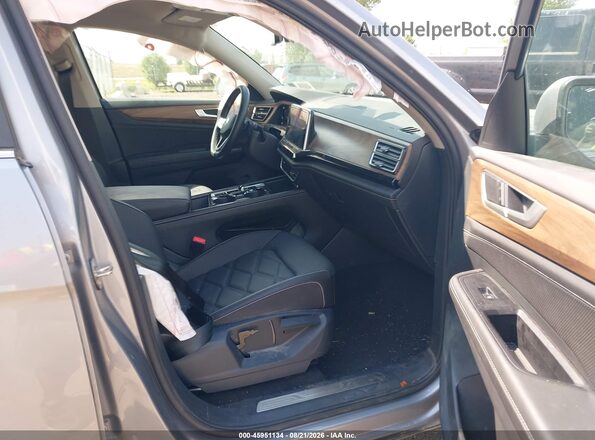 1V2HN2CA3TC510624 2026 VOLKSWAGEN ATLAS Silver Вид салону спереду