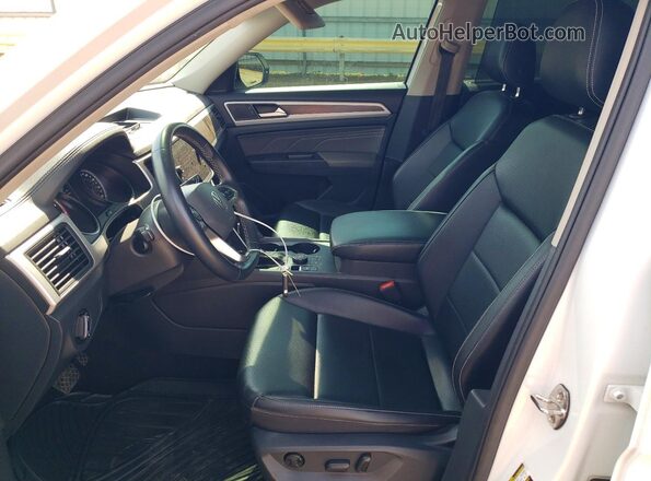1V2HR2CA1MC565272 2021 VOLKSWAGEN ATLAS Silver Вид салону спереду