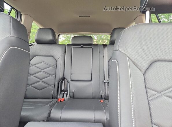 1V2HR2CA2SC527756 2025 VOLKSWAGEN ATLAS Gray Vista de los asientos traseros