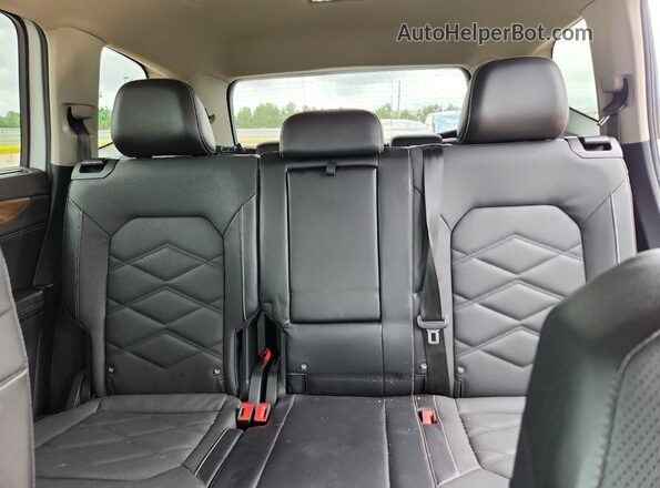 1V2HR2CA3RC559755 2024 VOLKSWAGEN ATLAS White უკანა სავარძლების ხედი