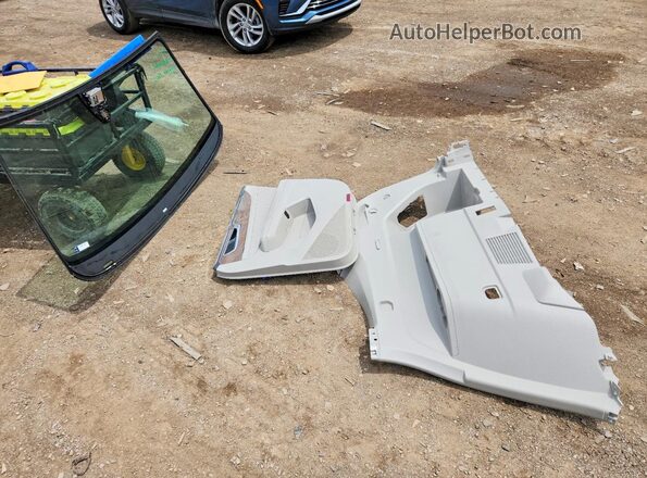 1V2HR2CA5RC593521 2024 VOLKSWAGEN ATLAS White Widok komory silnika