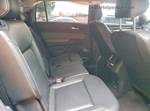 1V2HR2CA7MC552896 2021 VOLKSWAGEN ATLAS Silver Widok wnętrza z tyłu
