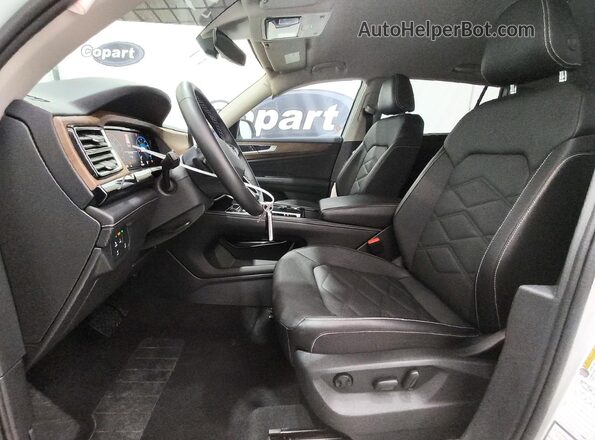 1V2HR2CA7SC575625 2025 VOLKSWAGEN ATLAS White Vista interior delantera
