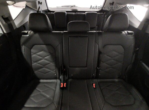 1V2HR2CA7SC575625 2025 VOLKSWAGEN ATLAS White Vista de los asientos traseros