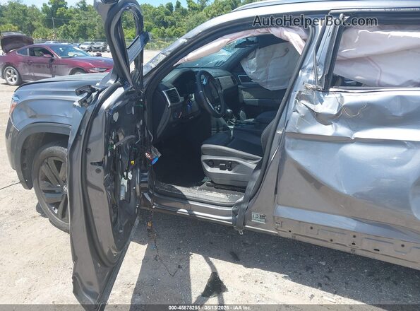 1V2JE2CA0PC222115 2023 VOLKSWAGEN ATLAS Серый Вид салона спереди