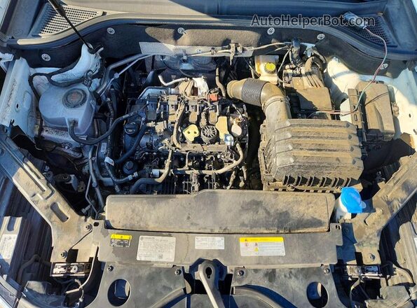 1V2JE2CA0RC205575 2024 VOLKSWAGEN ATLAS White Widok wnętrza z tyłu