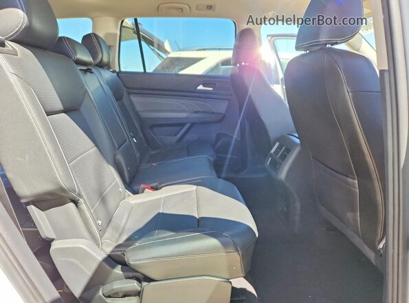1V2JR2CA0PC525139 2023 VOLKSWAGEN ATLAS White Rear interior view