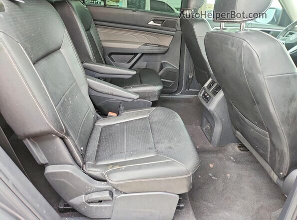 1V2JR2CA2PC553024 2023 VOLKSWAGEN ATLAS Gray Rear seats view