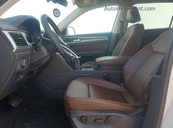 1V2JR2CA7PC533304 2023 VOLKSWAGEN ATLAS White Front interior view