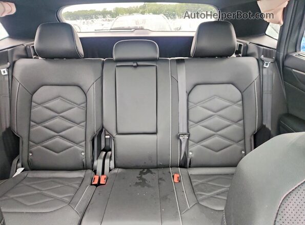 1V2KE2CA6SC229499 2025 VOLKSWAGEN ATLAS Зеленый Вид задних сидений