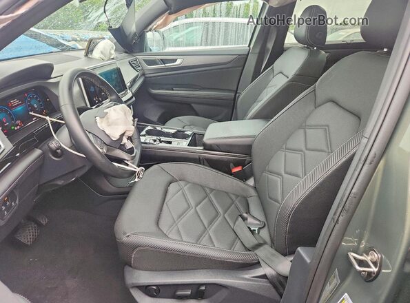 1V2KE2CA6SC229499 2025 VOLKSWAGEN ATLAS Зеленый Вид салона спереди