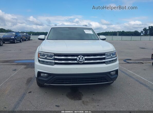 1V2KR2CA0JC561375 2018 VOLKSWAGEN ATLAS White Rear interior view