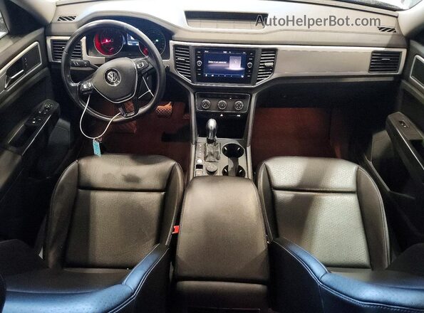 1V2KR2CA4JC507917 2018 VOLKSWAGEN ATLAS White Вид панелі приладів