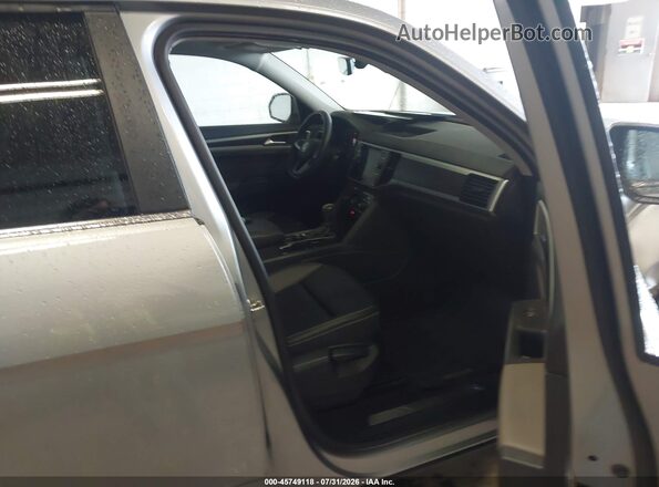 1V2KR2CA4PC510180 2023 VOLKSWAGEN ATLAS Серебряный Вид салона спереди