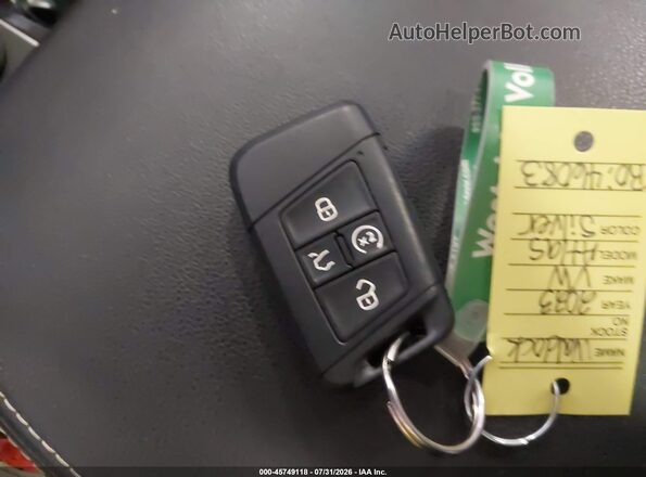 1V2KR2CA4PC510180 2023 VOLKSWAGEN ATLAS Серебряный Вид панели приборов