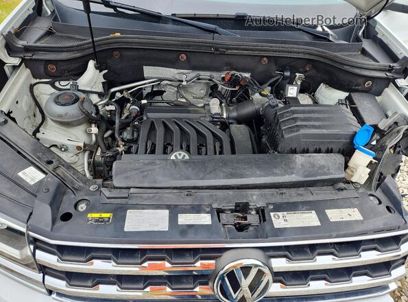 1V2KR2CA5JC548024 2018 VOLKSWAGEN ATLAS White Вид підкапотного простору