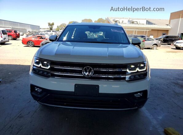 1V2KR2CA6JC565009 2018 VOLKSWAGEN ATLAS White Вид спереду