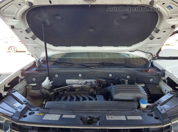 1V2KR2CA6JC565009 2018 VOLKSWAGEN ATLAS White Вид підкапотного простору