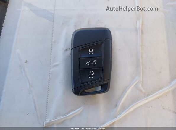 1V2KR2CA9JC521649 2018 VOLKSWAGEN ATLAS White Առջևի վահանակի տեսք