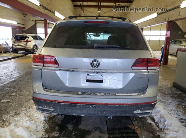 1V2LP2CA9NC540783 2022 VOLKSWAGEN ATLAS Silver Rear view