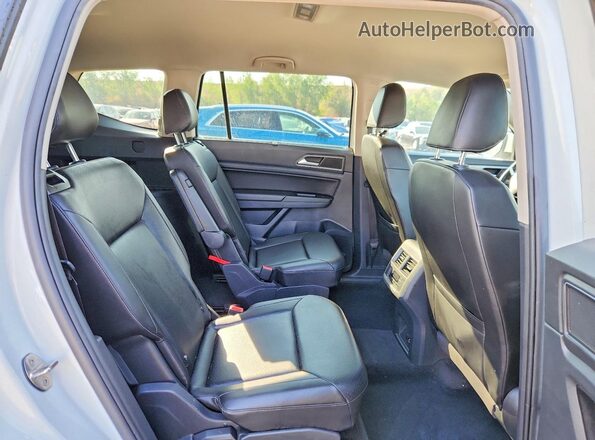 1V2LR2CA0KC547546 2019 VOLKSWAGEN ATLAS White Vista interior trasera