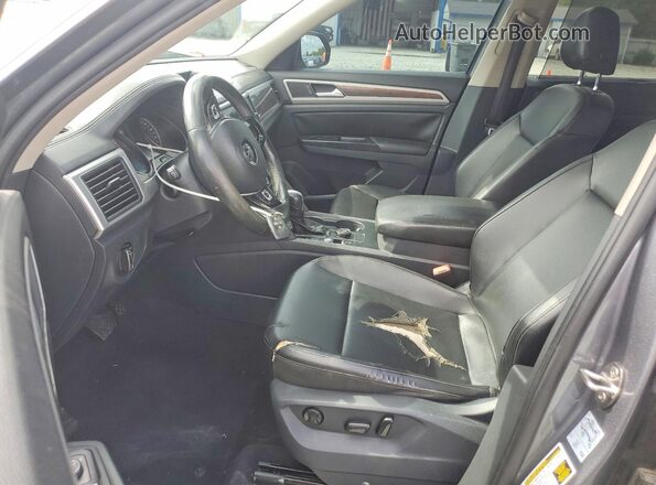 1V2LR2CA5JC535911 2018 VOLKSWAGEN ATLAS Gray Widok wnętrza z przodu