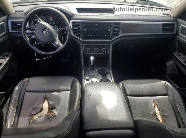 1V2LR2CA5JC535911 2018 VOLKSWAGEN ATLAS Gray Widok deski rozdzielczej