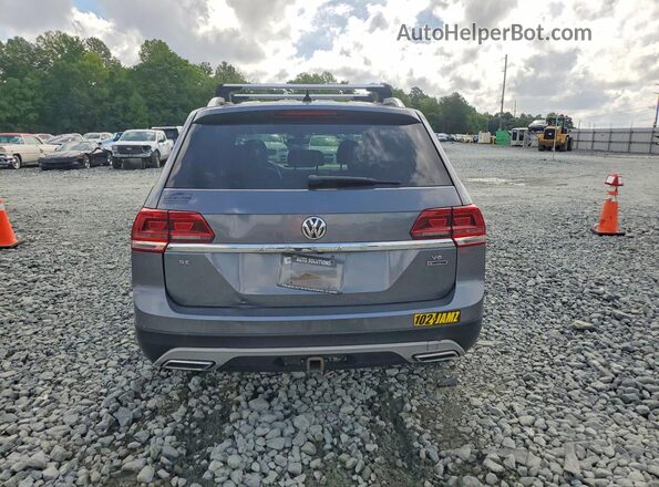 1V2LR2CA5JC535911 2018 VOLKSWAGEN ATLAS Gray Widok z tyłu