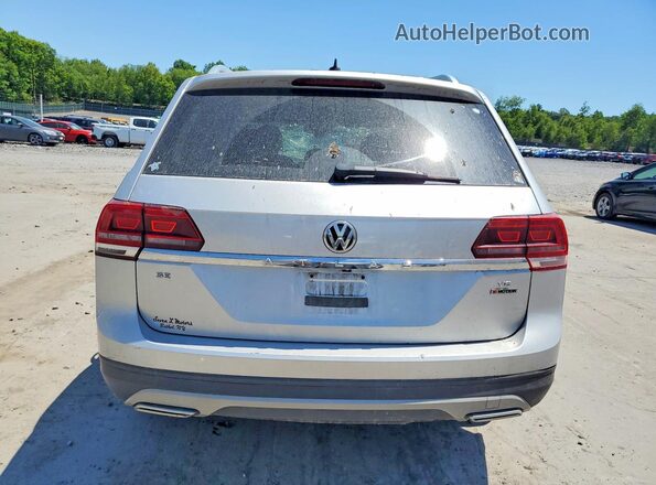 1V2LR2CA9JC511563 2018 VOLKSWAGEN ATLAS Silver Вид ззаду