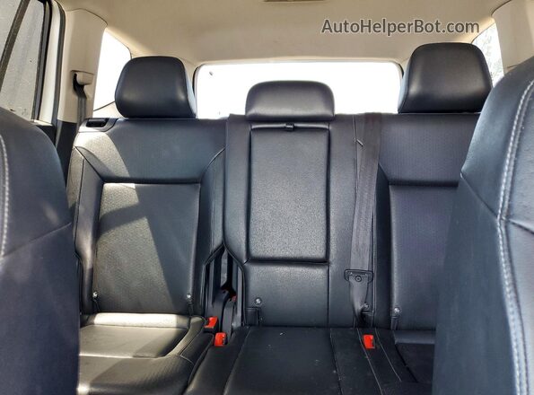 1V2LR2CA9JC511563 2018 VOLKSWAGEN ATLAS Silver Вид задніх сидінь