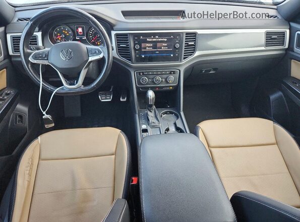 1V2ME2CA4MC202121 2021 VOLKSWAGEN ATLAS Белый Вид панели приборов