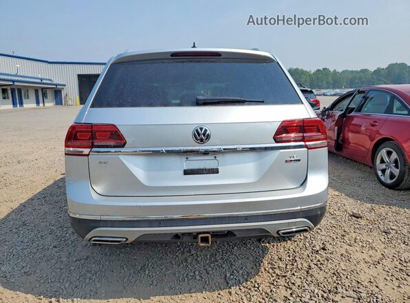 1V2MR2CA6JC508334 2018 VOLKSWAGEN ATLAS Silver Widok z tyłu