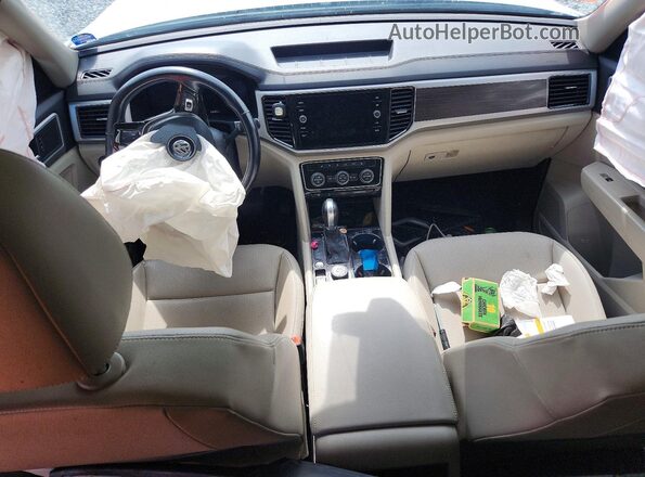 1V2MR2CA8KC507476 2019 VOLKSWAGEN ATLAS White Dashboard view