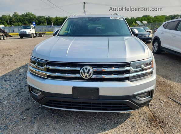 1V2MR2CAXJC533138 2018 VOLKSWAGEN ATLAS Silver Вид спереду