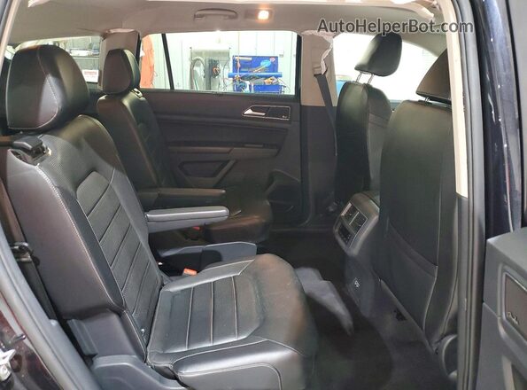 1V2NR2CA7JC576355 2018 VOLKSWAGEN ATLAS Black Vista interior trasera