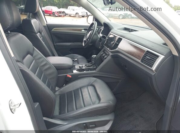 1V2NR2CA8JC502927 2018 VOLKSWAGEN ATLAS White Widok wnętrza z przodu