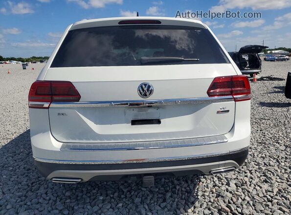 1V2NR2CA8JC565641 2018 VOLKSWAGEN ATLAS White Widok z tyłu
