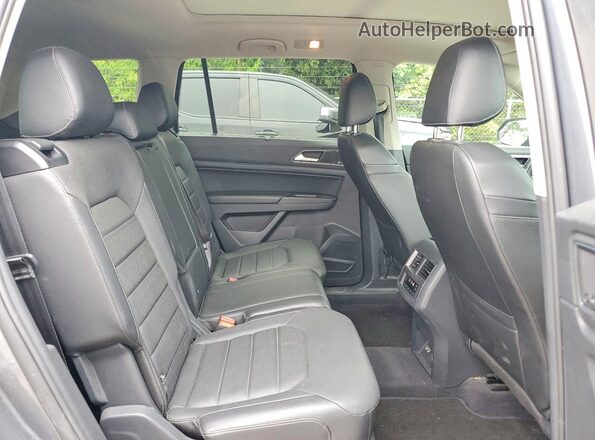 1V2NR2CA8JC573688 2018 VOLKSWAGEN ATLAS Gray Vista interior trasera