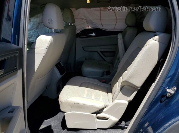 1V2NR2CAXKC605364 2019 VOLKSWAGEN ATLAS Blue Widok wnętrza z tyłu