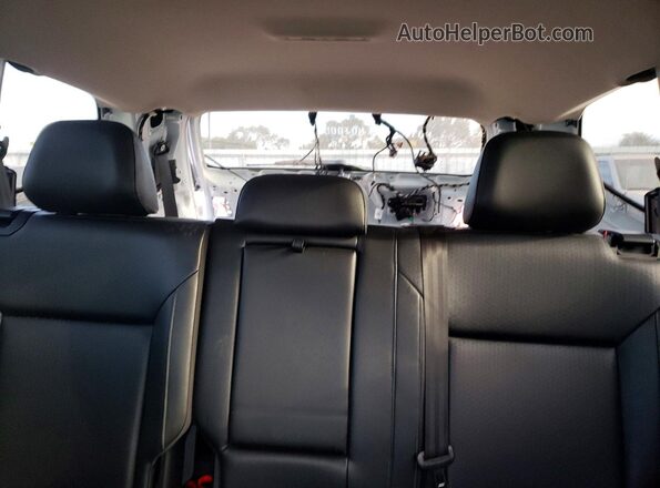 1V2PR2CA3JC584350 2018 VOLKSWAGEN ATLAS White Вид задніх сидінь