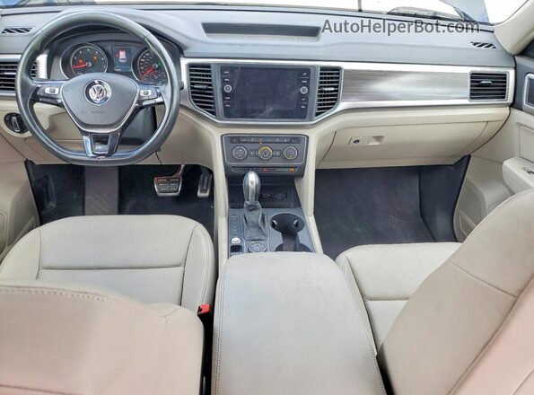 1V2PR2CA5JC518740 2018 VOLKSWAGEN ATLAS Black წინა პანელის ხედი
