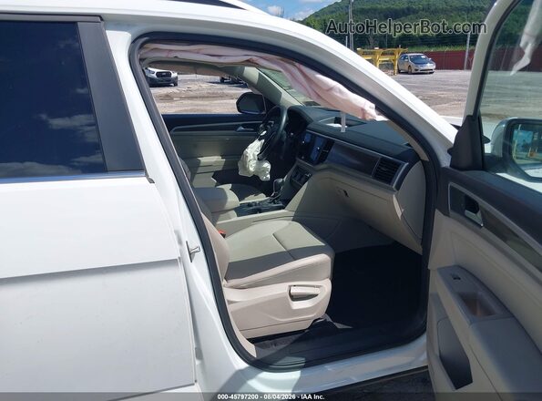 1V2PR2CA5JC592174 2018 VOLKSWAGEN ATLAS White Вид салону спереду