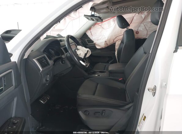 1V2PR2CA7MC532014 2021 VOLKSWAGEN ATLAS White Front interior view