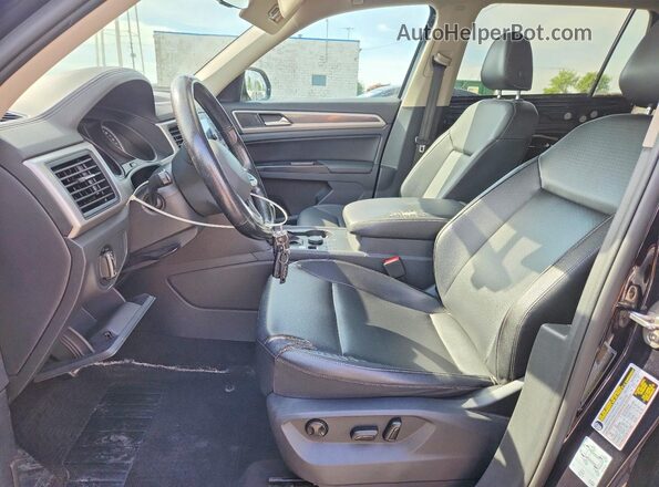 1V2RR2CA2MC525044 2021 VOLKSWAGEN ATLAS Black Вид салону спереду