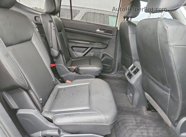 1V2RR2CA7JC566944 2018 VOLKSWAGEN ATLAS Белый Вид задней части салона